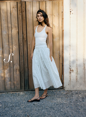 shyshy“Staycation”捏细褶棉质碎花格子大裙摆两色伞裙半身裙