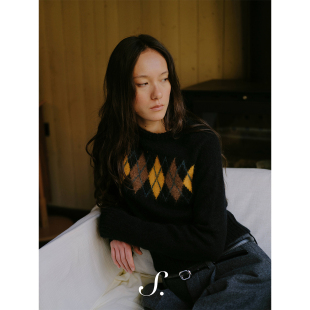 shyshy贵价羊驼毛菱形格撞色短款 绵羊毛双色精巧圆领毛衣