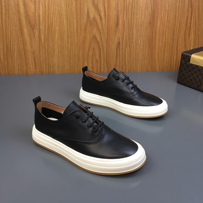 2025夏季新款一脚蹬男鞋真皮百搭