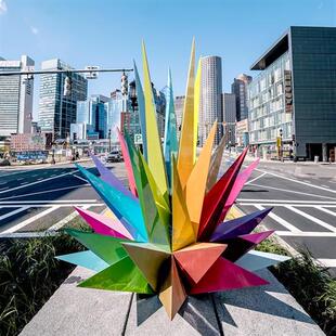 大型玻璃钢雕塑定制几何动物人物抽象派摆件卡通户外商场景观引流