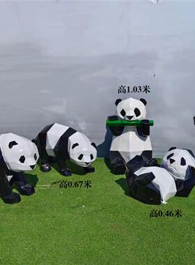 网红攀爬熊猫雕塑成都ifs熊猫不锈钢玻璃钢几何熊猫树脂户外摆件