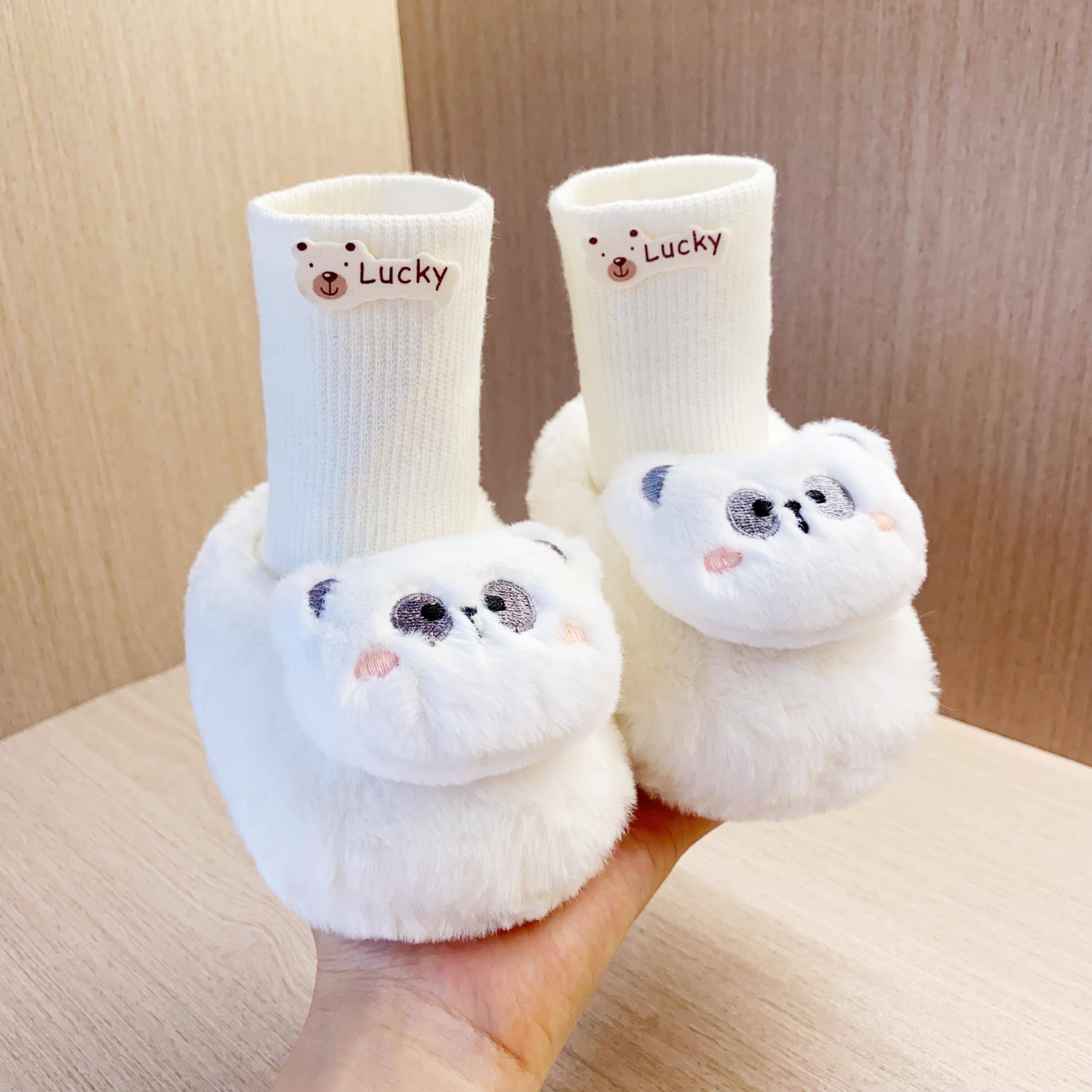 婴儿冬季鞋新生儿加厚加绒保暖卡通鞋袜宝宝软底不掉跟学步鞋子