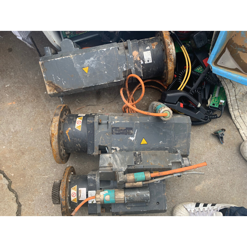 拍前询价：（议价）（议价）伺服电机1ft6086-8ac71-1aa0拆机