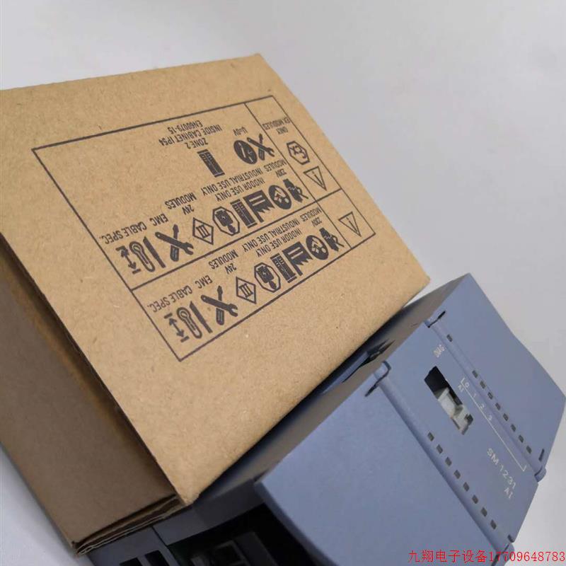 拍前询价:1P 6GT2800-4BB00  SIMATIC RF300 收发器6GT28OO-4BBO