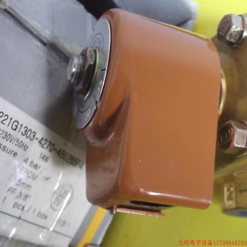 拍前询价:现货Parker正品全新电磁阀221G1303-4270-486265F4 AC2