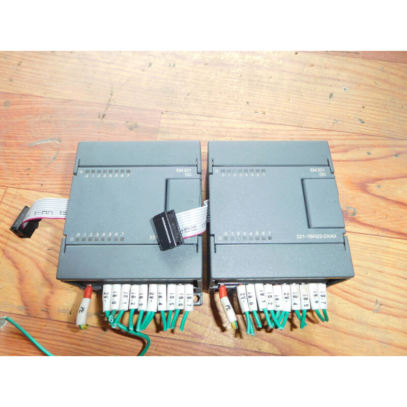 拍前询价：二手 原装PLC扩展模块 6ES7 221-1BH22-0XA0实物图询价