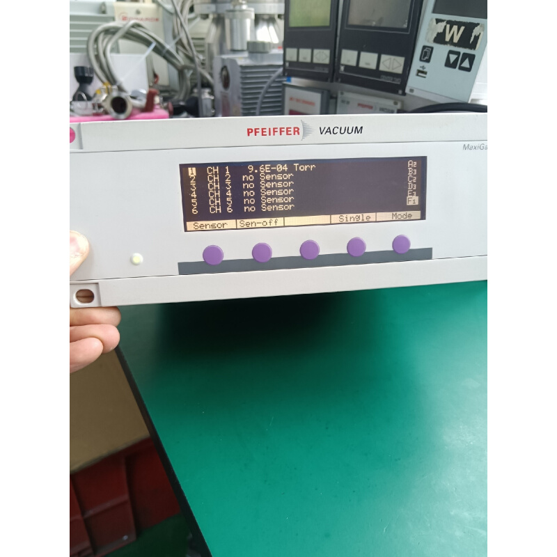 拍前询价：（议价）PFEIFFER 普发真空计 TPG256A，六通道真空计