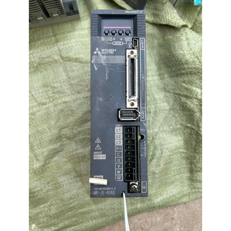 拍前询价：三菱 MR-JE-40AS 成色如图，不会测试，好坏不管 售