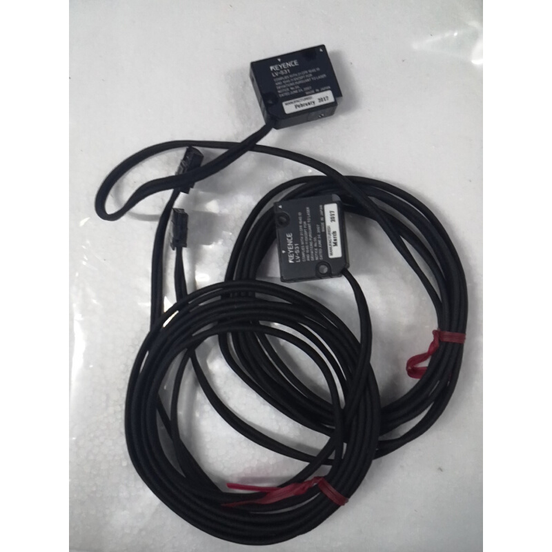 拍前询价：全新无包基恩士LV-S31 激光传感器实物图图片全新原装