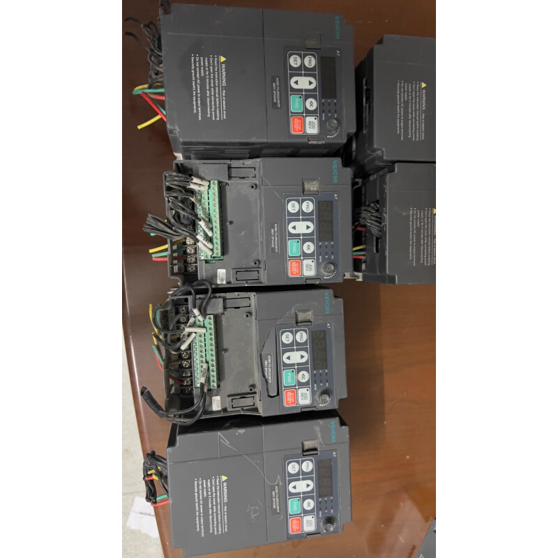 拍前询价：伟创拆机变频器AC60-T3-1R5G/2R2P