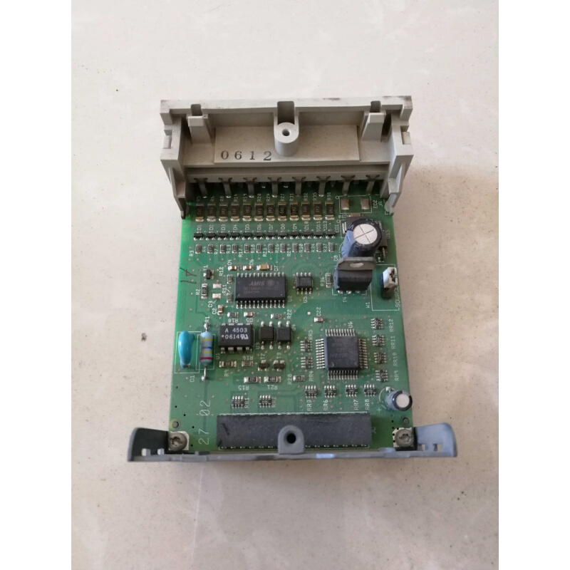 拍前询价：二手实拍图 施耐德PLC模块TSXDEZ12D2原装二手拆机 功