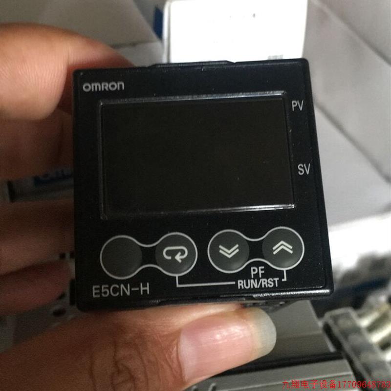拍前询价:正品温控表E5CN-HTQ2 HTQQ2B HTQQ2HHD HTQQ203 HTQQ20