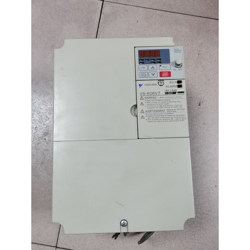 拍前询价：[议价]拆机的一个安川VS-606V7变频器，外壳有破损，电