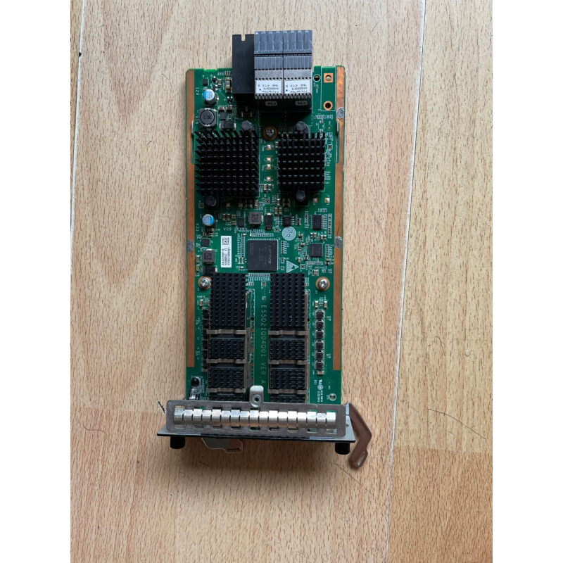 拍前询价：（议价） ES5D21Q04Q01 4端口40GE QFFP 接