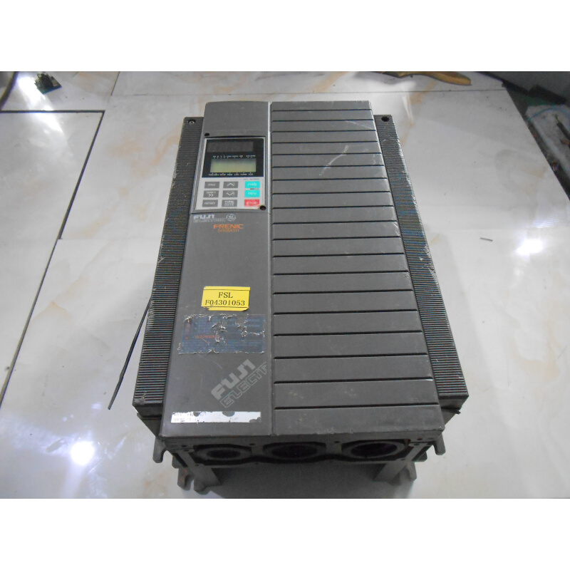 拍前询价：二手 拆机富士变频器FRN15G11S-4CX 15kw/380v实物图询