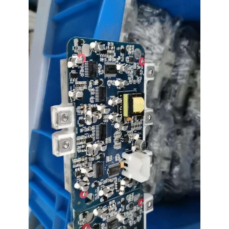 拍前询价：FS400R07A1E3带板子询价