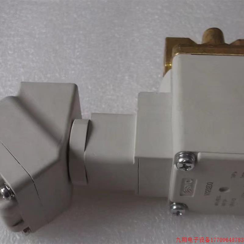拍前询价:现货SMC正品全新无包装电磁阀VX232DQ 支架VX023S-12A-