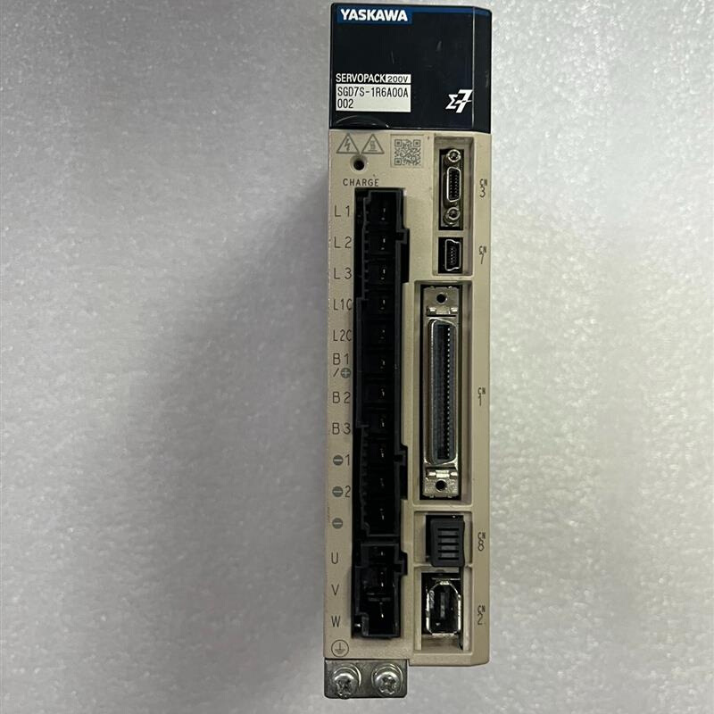 拍前询价：SGD7S-1R6A00A安川七系200瓦伺服驱动器【议价产品】