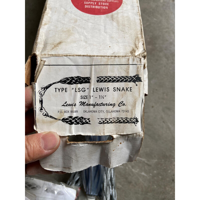 拍前询价：进口LEWIS电缆钢丝网套，直径1寸到1寸半，全新未使用