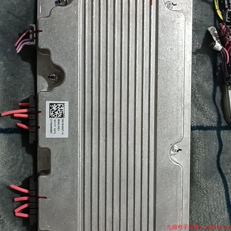 拍前询价:CATL 宁德时代新能源充电箱控制板800126-00027