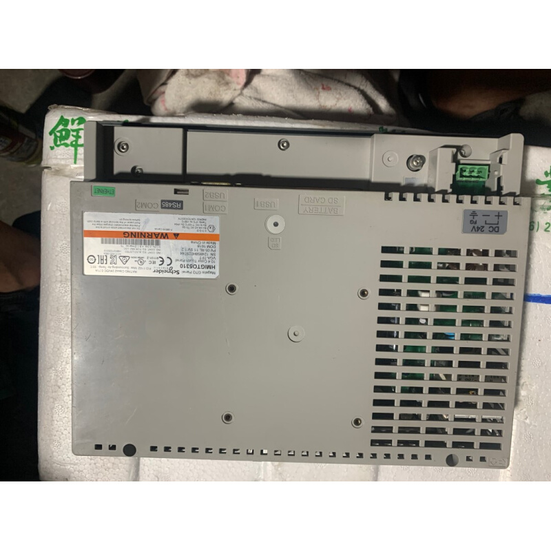 拍前询价：[议价]施耐德触摸显示屏（HMIGTO5310）拆机，成色漂亮