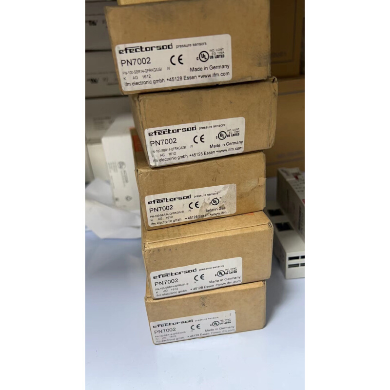 拍前询价：全新原装德国易福门 IFM 压力传感器PN7002  需要联系