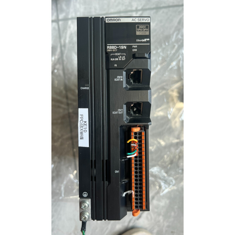 拍前询价：R88D-1SN08H-ECT-06   750