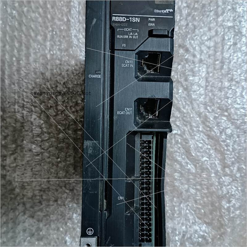 拍前询价： R88D-1SN04H-ECT,400W驱动器,二手