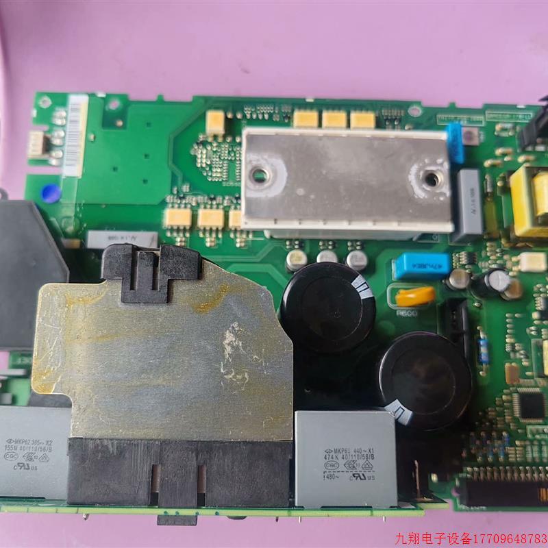 拍前询价:A117*丹佛斯FC302变频器驱动板130B6002 AB