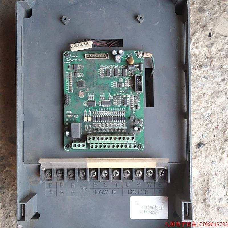 拍前询价:西尔康H3400A0015K变频器,成色如图,配件出,二手物
