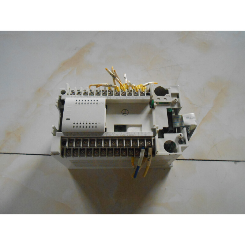 拍前询价：二手拆机三菱扩展模块FX2N系列 FX2N-32ET 实物图询价
