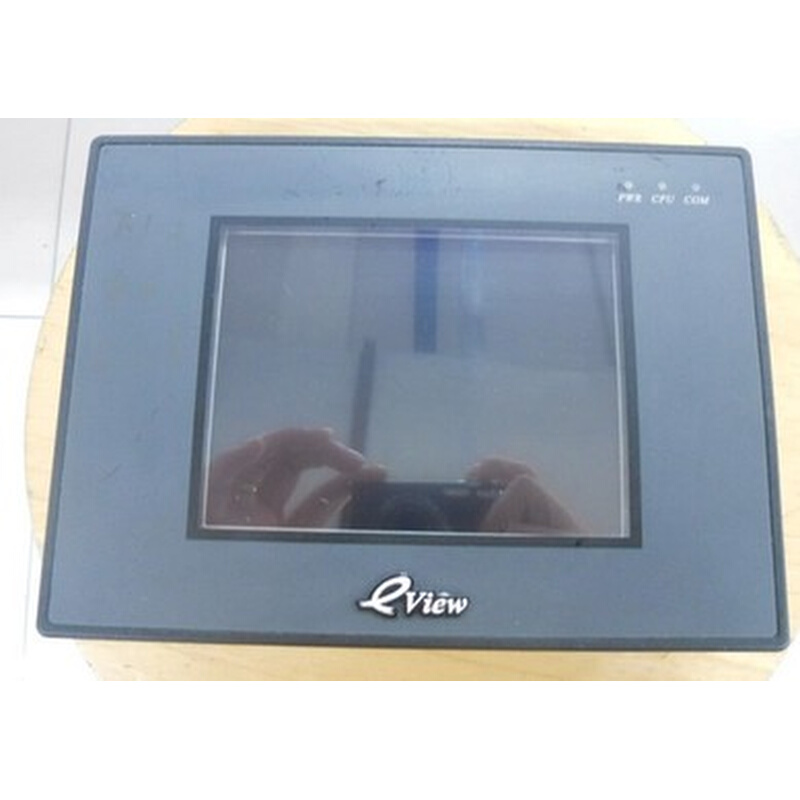 拍前询价：步科MT4300C 5.6寸 触摸屏二手拆机8-9新。