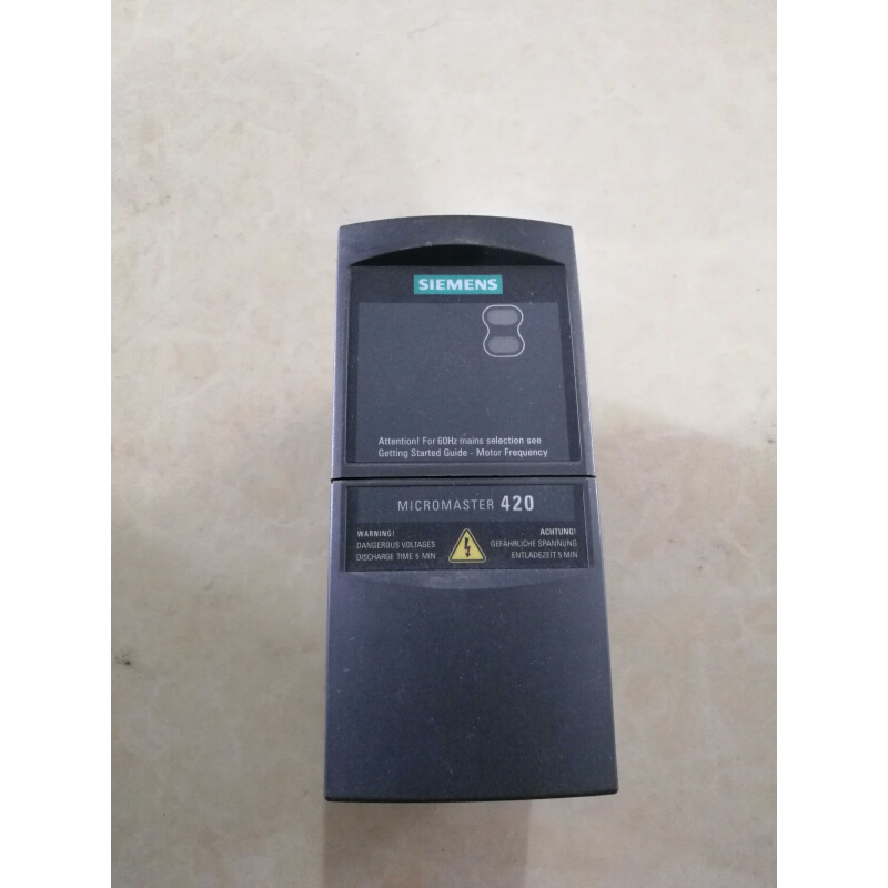 拍前询价：二手实图变频器6SE6420-2UD13-7AA1/0.37KW/380V/MM420