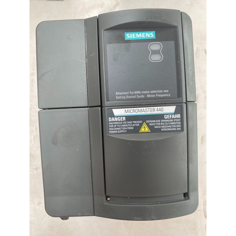 拍前询价：变频器6SE6440-2UD22-2BA1成色如图99询价为准