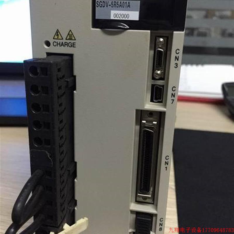 拍前询价:安川服务器SGDV-5R5A01A002000现货9成新