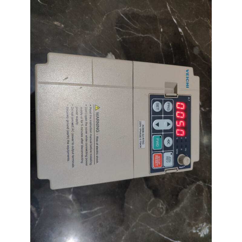 拍前询价：伟创750w高性能矢量控制变频器AC80B-S2-R75G，