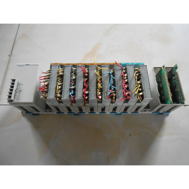 拍前询价：二手 拆机  PLC FP2-PSA3/Y16/X16D2/AD8VI 实物图询价