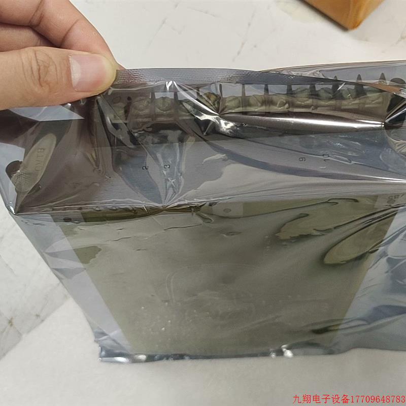 拍前询价:0-51831-1  瑞恩板子【议价产品】