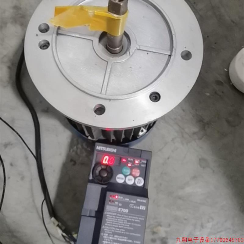 拍前询价:三菱变频器  FR-E700系列CC-Link  V2  F