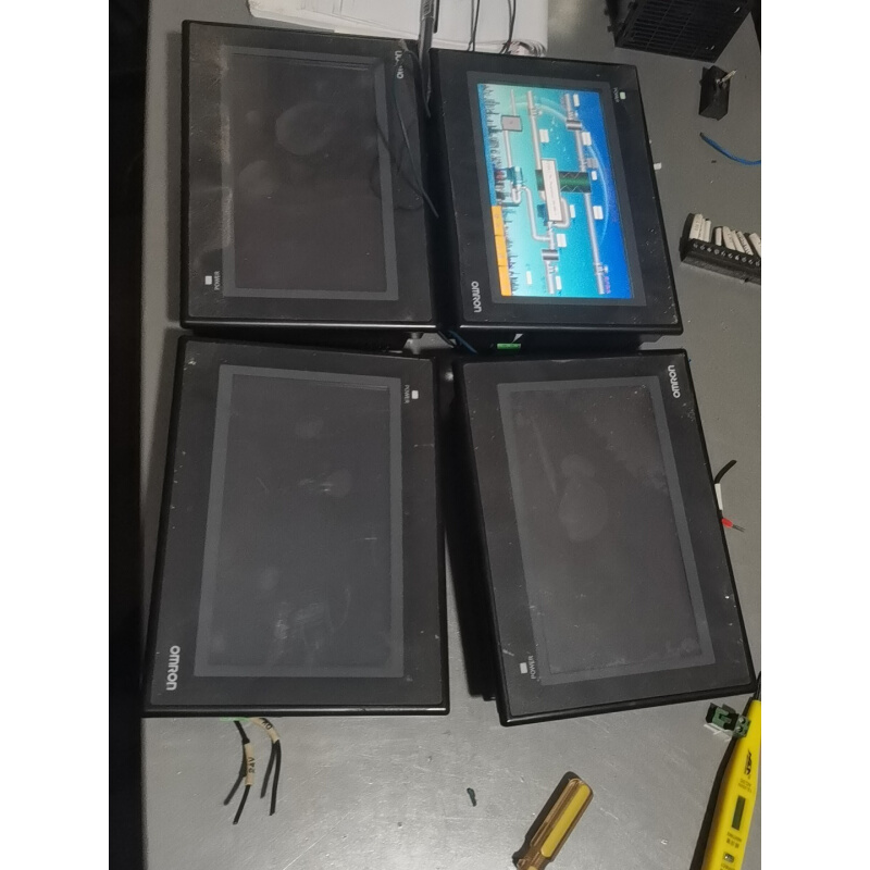 拍前询价：触摸屏NB7W-TW00B全新原装拍前请询价