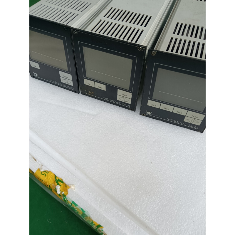 拍前询价：（议价）LEYBOLD莱宝 控制器THERMOVAC TM21 TM
