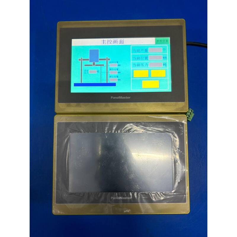 拍前询价：屏通触摸屏BHA2070-30ST J1N1C04，二手正常