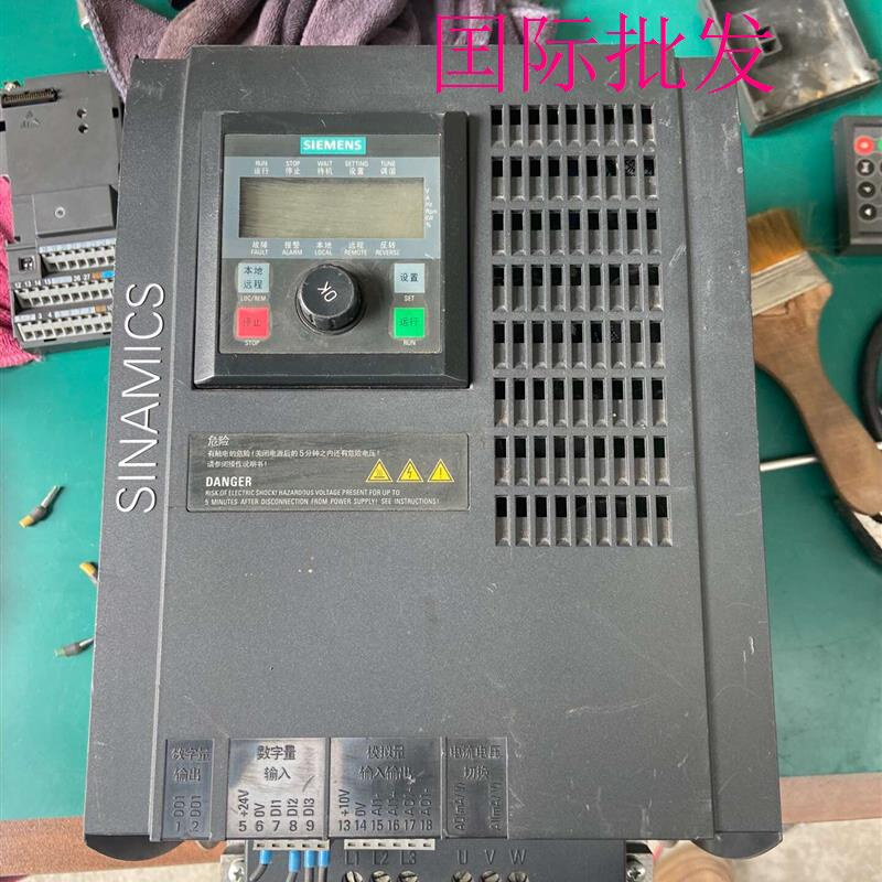 拍前询价：V10变频器6SL3217-0CE25-5UA1  3议价