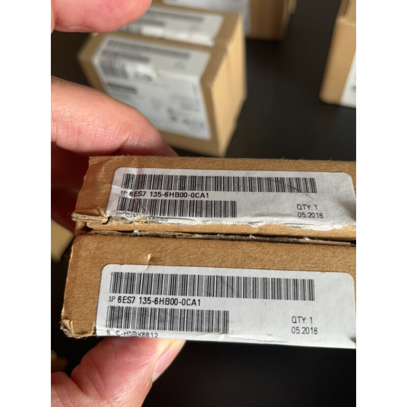 拍前询价：[议价]出售135 6hb00 0ca1开封一个没开封一个