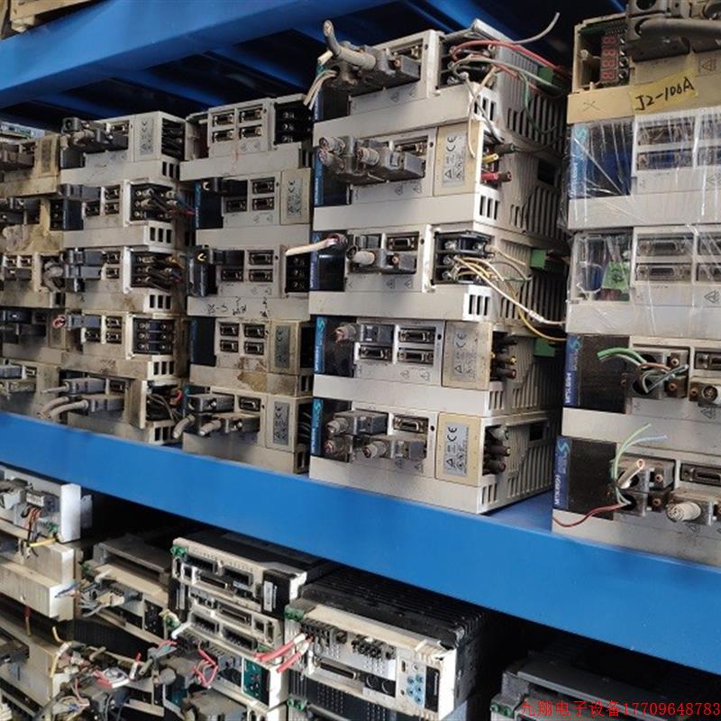 拍前询价:三菱MR-J2S-100A 70A 60A伺服驱动原装拆机