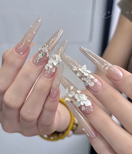 爆闪拼钻仙气雕花层次感百搭法式纯手工制作穿戴甲可拆卸新娘甲