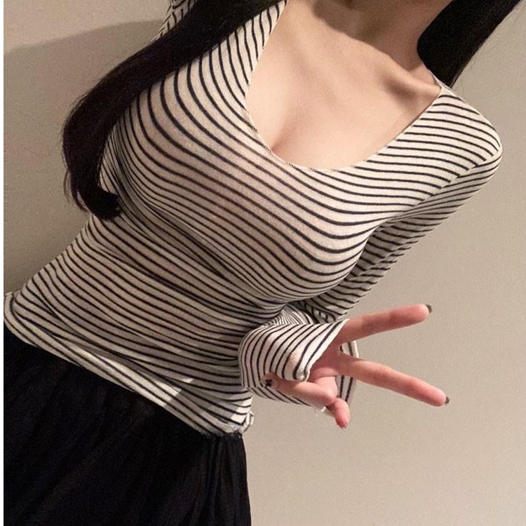 复古条纹U领紧身长袖T恤打底衫女纯欲修身显瘦内搭性感显身材上衣