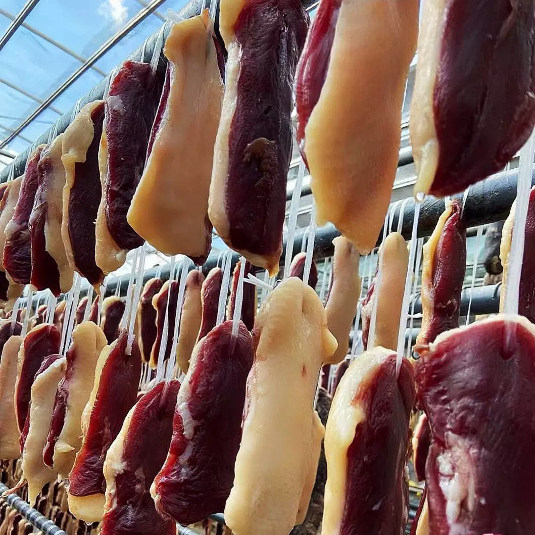 云南保山特产无骨腊鹅块