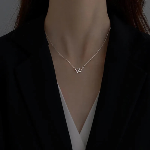 w字母日式轻奢异地恋项链女高级感闪钻锁骨项链送女友闺蜜
