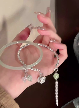 新中式古风国潮套装铃铛手链女轻奢小众精致手镯高级感配饰叮当镯